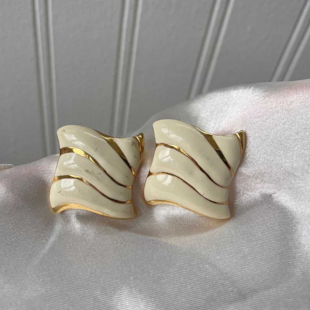 Wavy Square Gold and White Enamel Earrings